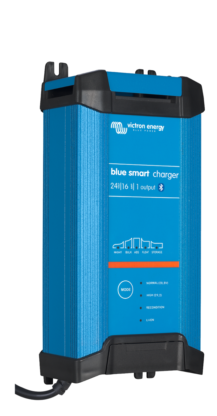 Blue Smart IP22 Charger 24/16 (3) AU/NZ